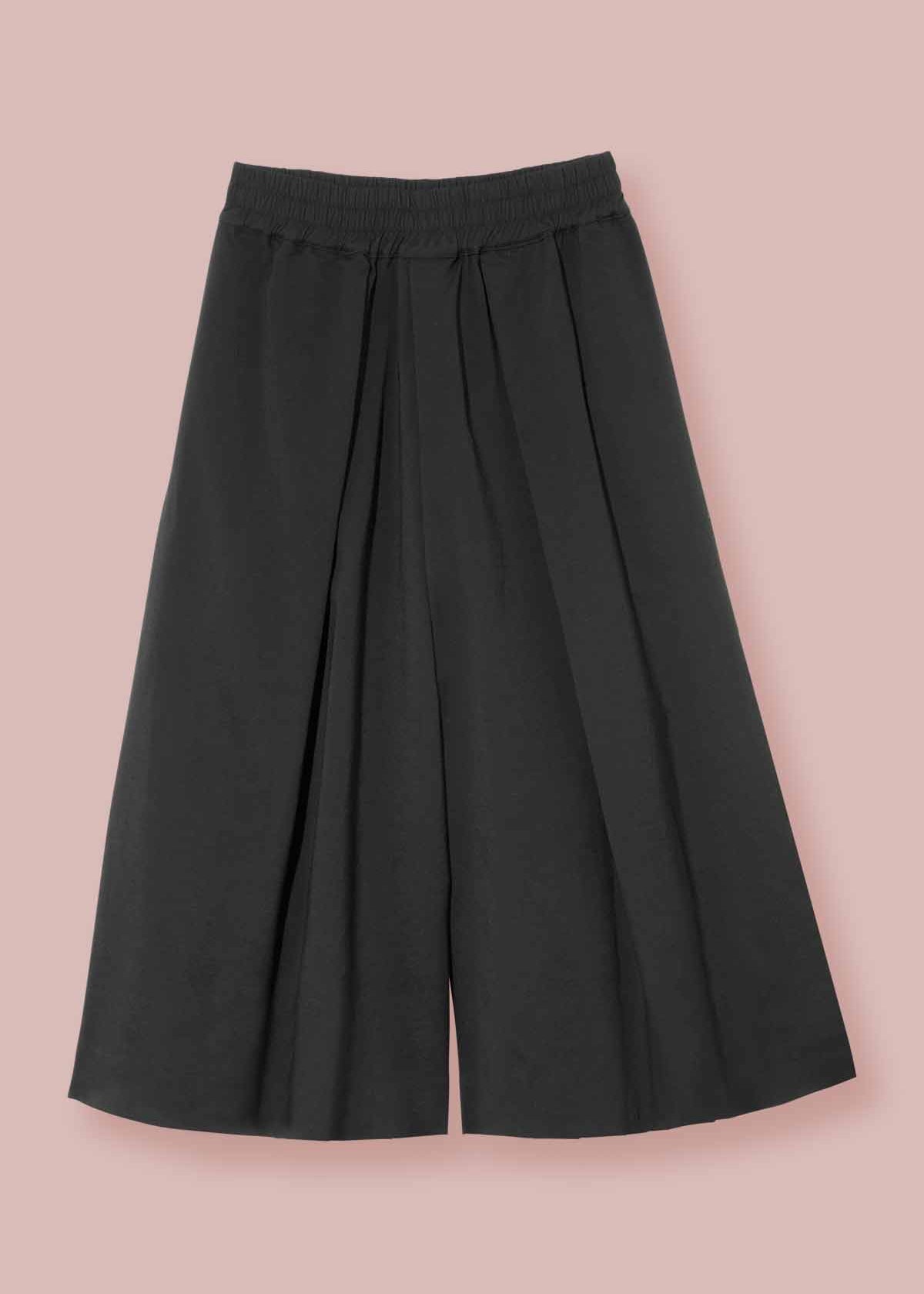 Front image of the Kate Culottes with pleat details